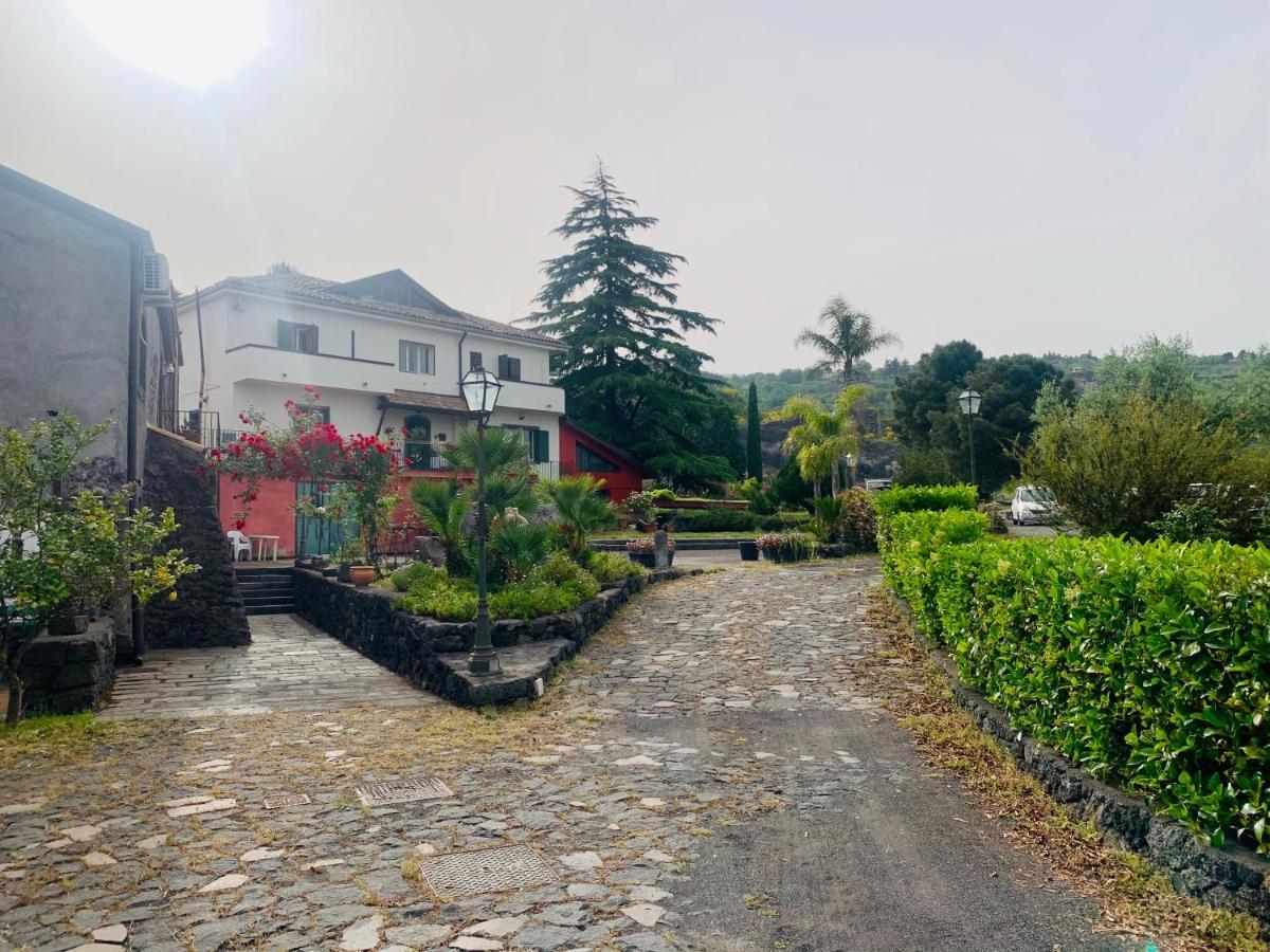 Villa Alessio - Case Vacanza Con Piscina Sull'Etna Puntalazzo Exterior foto